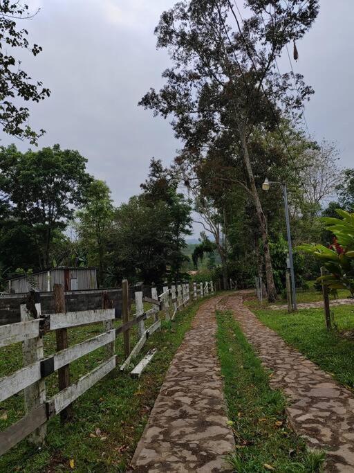 فيلا Casa En La Naturaleza سانتا كروز دي يوجوا المظهر الخارجي الصورة